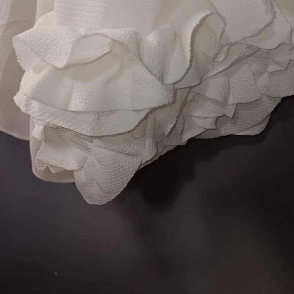 Elegant White Women's Top with Ruffle Sleeves - Picture 7 of 8